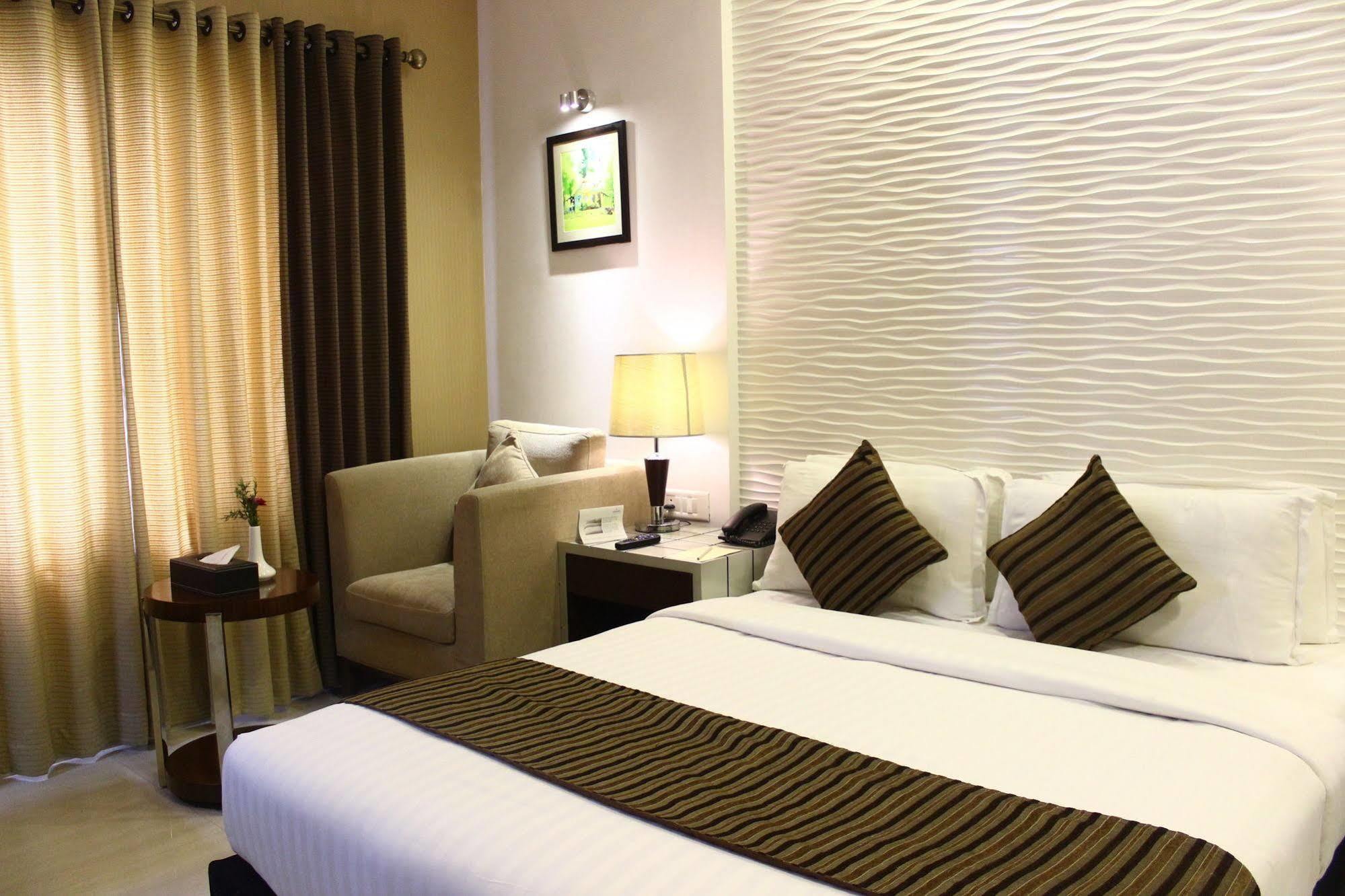 Abaam Cochin Kochi Exterior foto